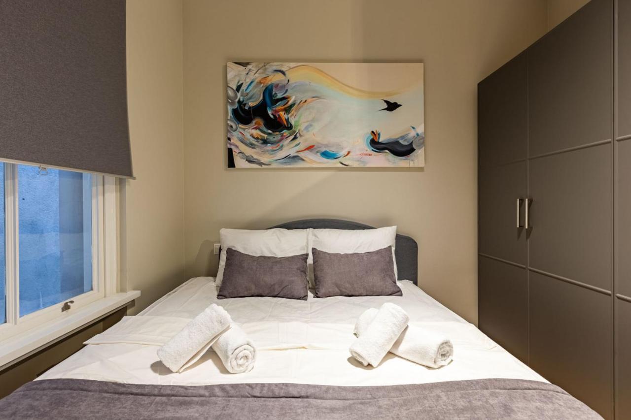 Mesmerizing Flat With Bosphorus View In Beyoglu Apartment Istanbul Bagian luar foto