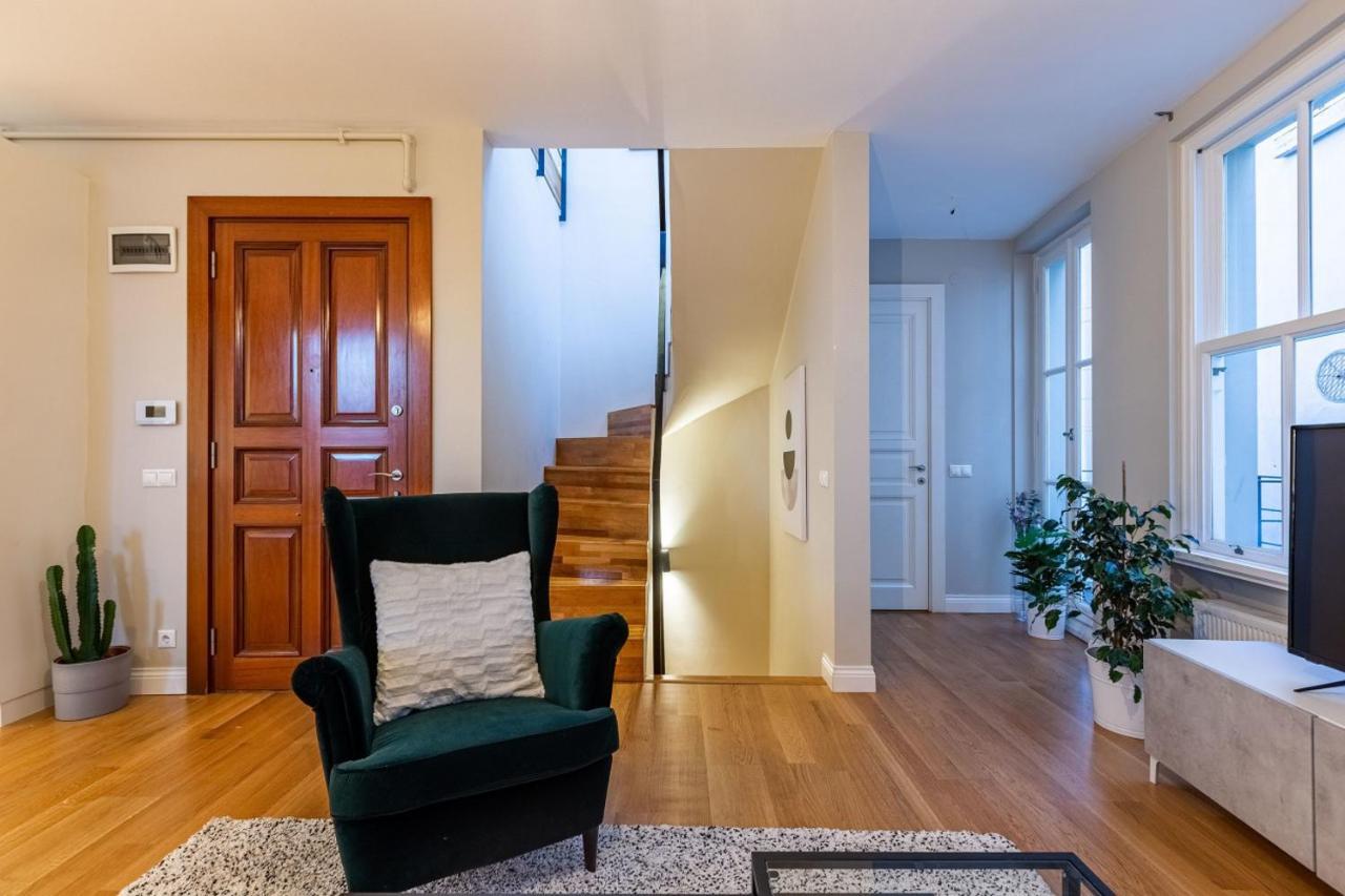Mesmerizing Flat With Bosphorus View In Beyoglu Apartment Istanbul Bagian luar foto